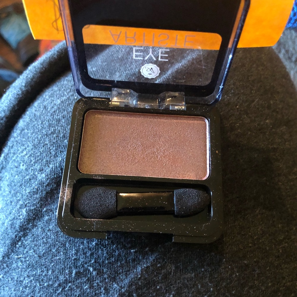 Eyeshadow